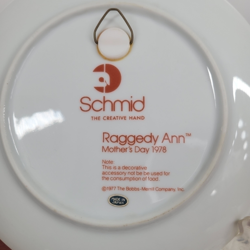 Raggedy Ann Wall Plate Schmid Mother's Day Plate 1978 Limited Edition Wall Decor - Picture 6 of 11